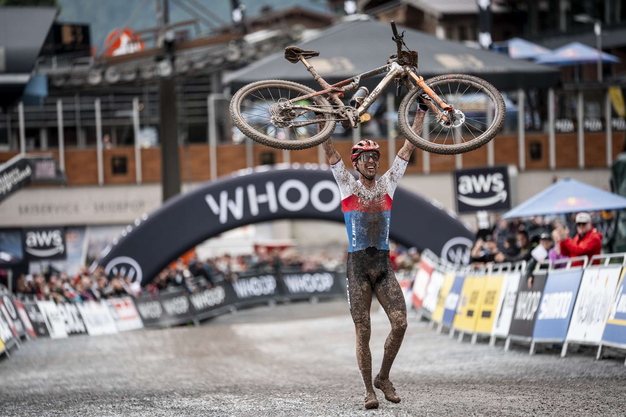 Pieterse und Cink dominieren Cross-Country – Ella Conolly und Jesse Melamed im Enduro erfolgreich