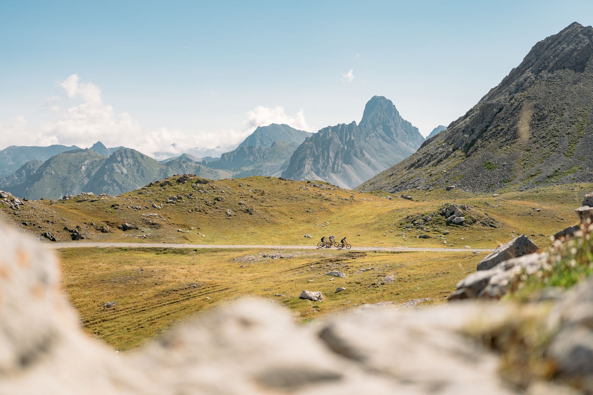 Biken im Valle Maira: Okzitanische Kultur, stille Dörfer und Trails ohne Ende